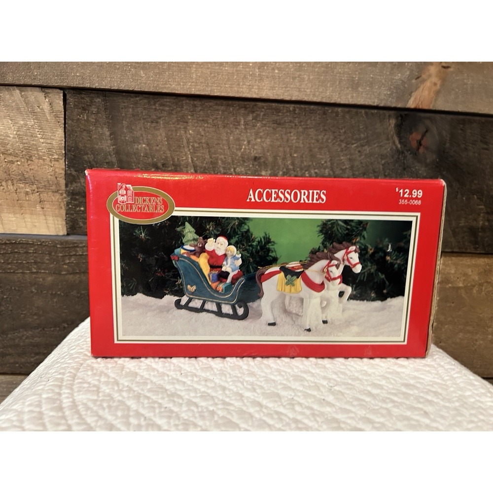 Dickens Collectables‎ Accessories Santa on a Sleigh 1996 with band